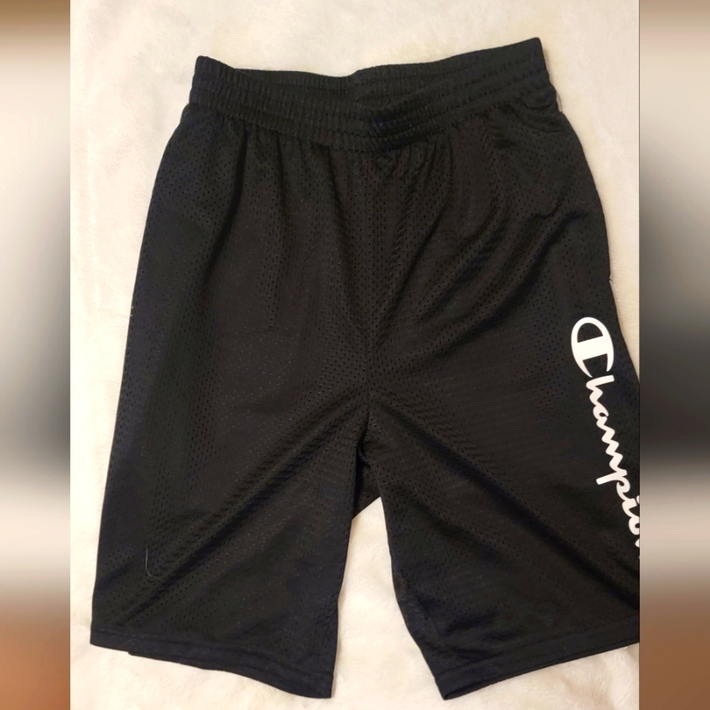 Boys Athletic Champion Shorts Size XL